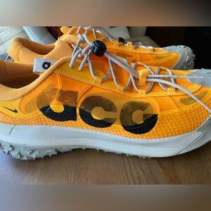 Men’s Nike ACG Mountain Fly 2 trail running shoes size 13